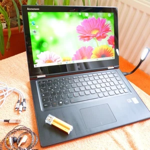 Lenovo Yoga 2 13 ULTRABOOK 13 Pollici FULLHD Windows 10 Pro 256GB SSD 16GB... - Foto 1 di 13
