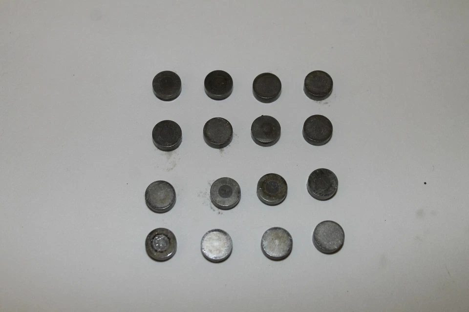 Cuñas de válvula de admisión y escape del motor Kawasaki Z750 Z750S 2005-2006 92180-1014 Foto 1 de 1