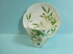 Vintage Shelley 14063 Fine Bone China Dainty Shape Demitasse Duo Syringa 1960 - Picture 1 of 10