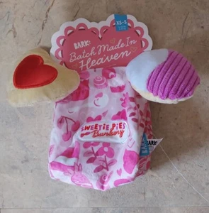 BARK Box Batch Made In Heaven XS-S Dog Toy Heart Cookies Multi-Part Squeaks NWT - Picture 1 of 2