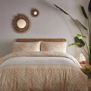 Charlotte Thomas Medina Moroccan Design Peach Duvet Cover & Pillowcase Set - Picture 1 of 3