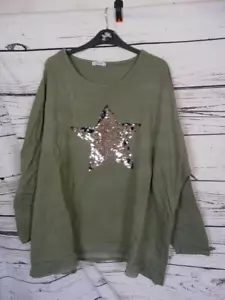 LADIES DIVERSE GREEN SPARKLE HEART OVERSIZED TOP SIZE 24 - Picture 1 of 5
