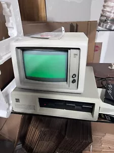 IBM PC Computer Model 5150 Monitor 5151 with floppy drives (tested for pwr only) - Picture 1 of 7
