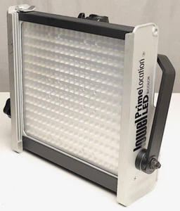 Lowel Fluotec Prime Bi-Color LED w/ Anton Bauer Gold Mt-use w/ arri litepanels - Picture 1 of 13