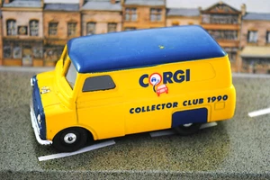 Corgi D981 Coleccionable BEDFORD CA Furgoneta de reparto CORGI Collector CLUB 1990  - Imagen 1 de 7