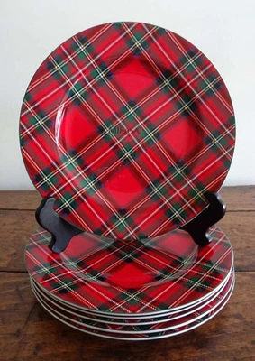 PLATOS DE POSTRE ENSALADA 9" PORCELANA DE HUESO A CUADROS ROJO TARTÁN MIKASA 6 PIEZAS Foto 1 de 4