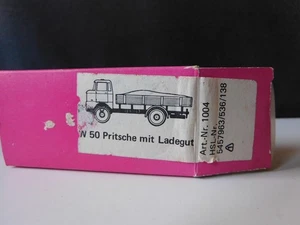 Modellfahrzeug 1:87, W 50 Pritsche Ladegut, VEB Plastspielwaren Berlin, DDR, OVP - Bild 1 von 5