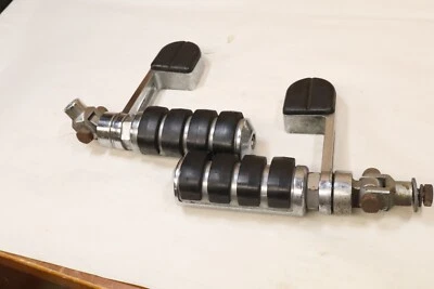 kuryakyn foot pegs Foto 1 de 4