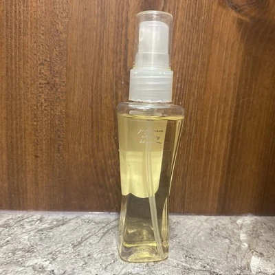 Antigo Bath & Body Works Original Japanese Cherry Blossom Mist 2 oz Descontinuado - Imagem 1 de 4