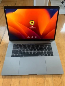 Apple MacBook Pro Retina 2017 15.4" TB Intel i7-7700HQ 256GB SSD Grade A - Picture 1 of 6