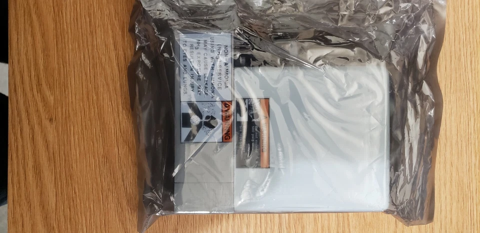 Brooks Instruments 0550E Mass Flow Controller MFC 5 SLM N2 0550EB53N1AU - Image 1 of 4