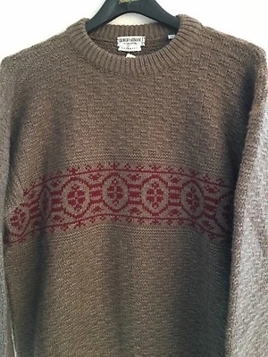 Giorgio Armani Le Collezioni Cashmere Crewneck XL Sweater - Image 1 of 4