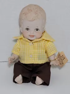 Phyllis Parkins Porzellan Junge Puppe Sammlerstück Vintage Künstler signiert - Bild 1 von 12