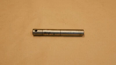 Caja de cambios Ferrari 308 Mondial 328 eje pivote PN 104221 Foto 1 de 4