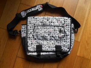 Bolso de hombro/portátil/mensajero Nixon - Imagen 1 de 9