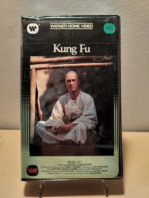 Kung Fu VHS, Clamshell Case Warner Bros Home Video, David Carradine - Image 1 of 3