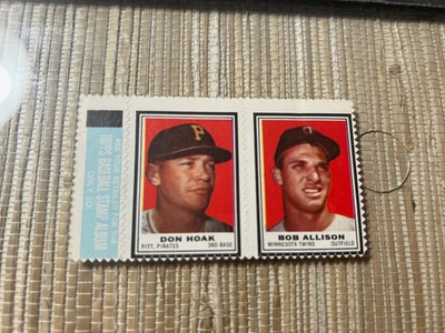 1962 Topps Stamp Panel with Tab Don Hoak Bob Allison VGEX Former Grader - Image 1 of 2