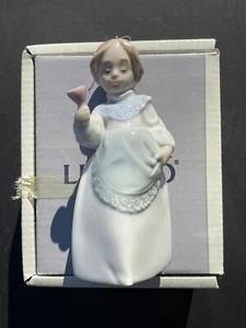 Lladro, Mrs Claus, Tree Ornament, 5939 - Picture 1 of 8