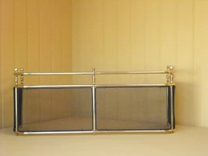 ANTIQUE VICTORIAN BRASS AND MESH WIRE FIRE GUARD - Picture 1 of 7