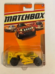 2010 MATCHBOX CONSTRUCTION SCRAPER YELLOW #59 - 40 OF 100 - Picture 1 of 3