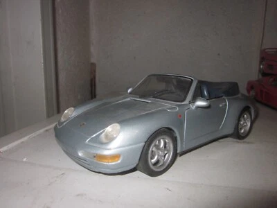 Porsche 911 Carrera Cabriolet, 1994, Maisto Modello scala 1/18 - Immagine 1 di 4