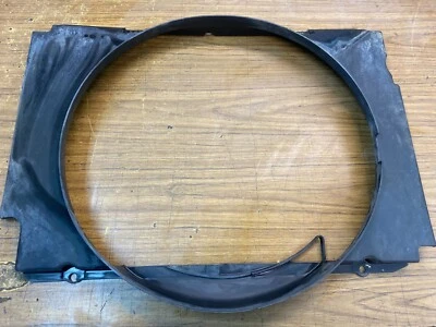 Cubierta del ventilador del radiador Ford Falcon XF Fairmont Fairlane 82DA-8146-AB Foto 1 de 4