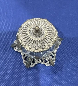 Vintage Celeste Pill Box Czechoslovakia Faceted Glass W/gold Ormolu Filigree - Picture 1 of 9