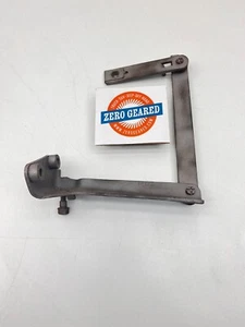 81-87 GM K20 Truck 81-91 K20 Suburban Load Sensing Proportioning Valve Arm Mount - Picture 1 of 3