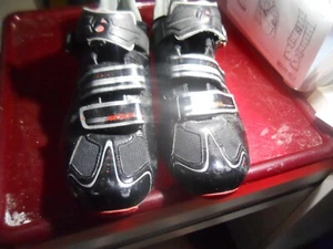 BONTRAGER RXL MOUNTAIN BIKE SHOES size US 9 EU 42 USED GOOD CONDITION - Picture 1 of 12