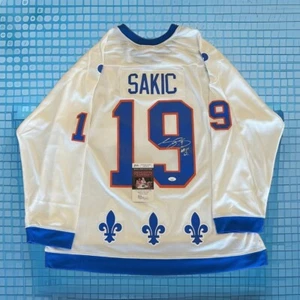 Joe Sakic Signed Authentic Avalanche Jersey Nordiques Auto HOF 12 JSA COA - Picture 1 of 5