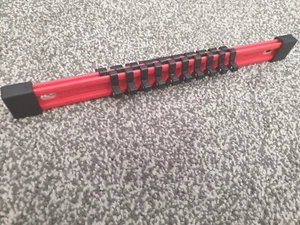 1/4 Zoll rot farbiger Steckschlüsselhalter - 20 Clips - Bild 1 von 3
