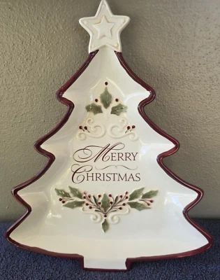 Grasslands Road "Merry Christmas" 圣诞树形盘子/盘带星星 — 第 1/4 张图片