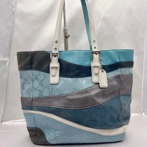 Coach F10652 Patchwork Beuteltasche Tasche Blau Signatur Wildleder Canvas Leder aus Japan - Bild 1 von 7