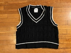 Abercrombie & Fitch Cable Knit Sweater Vest Women’s XXL (Fits L) Black White - Picture 1 of 9