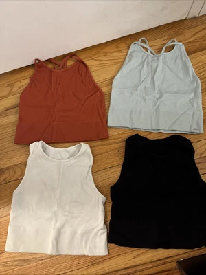 Set Of 4 XXL  Gilly Hicks Ribbed Crop Top - Image 1 of 4