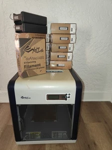 XYZ Printing 3d Printer 1.0A 3D Super Bundle With Filament And Cartridges - Picture 1 of 5