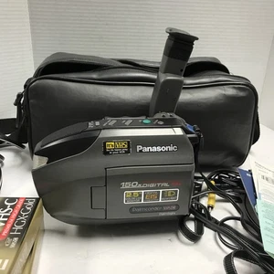 Panasonic Palmcorder PV-L550D with 2 Batteries, Case and More Camcorder - Picture 1 of 7