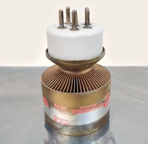 Triodo eléctrico refrigerado por aire medio Eimac 3CX1500D3 PerkinElmer Sciex ELAN funcionando - Imagen 1 de 12