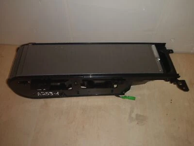 Getränkehalter Volvo XC90 II 2018 31497274 - Изображение 1 из 4