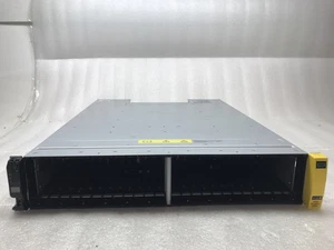 HPE 3PAR StoreServ 8200 SFF 24 SAS Obudowa dysku bez dysków twardych, bez tacek, bez zasilaczy - Zdjęcie 1 z 4
