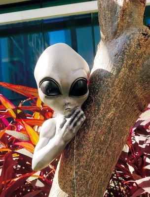 Alien Tree Peeker Outdoor Decoration - Image 1 of 3