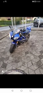 YAMAHA R6 RJ11 YZF  Erstzulassung  2007, 26.190km Neuer TÜV + Reifen - Bild 1 von 17