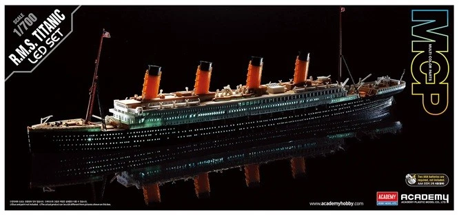 Academy 14220 - 1/700 RMS Titanic mit LED-Beleuchtung - Neu - Bild 1 von 1