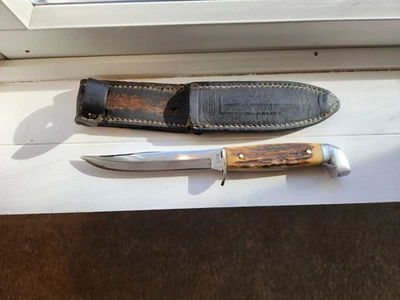 vintage Case fixed blade hunting knife stag handle and original leather sheath - Image 1 of 4