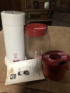 Vtg  The Iced Tea Pot by Mr. Coffee Iced Tea Maker  2 Quart W/instructions Works