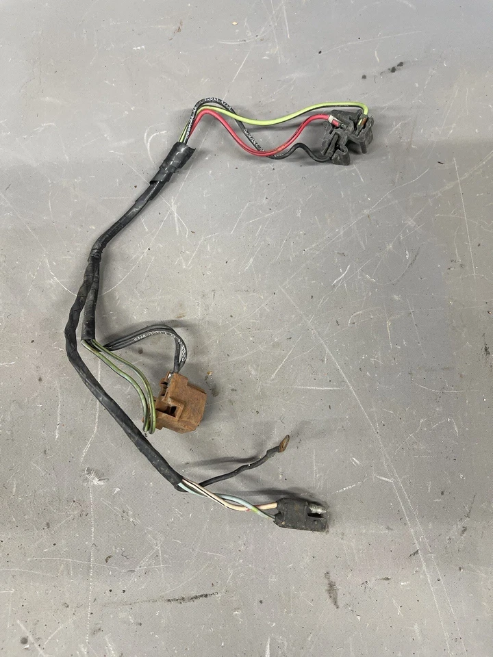 Parachoques delantero Ford Galaxie 1962-1964 intermitente luces de estacionamiento luces marcador de carcasa Foto 1 de 3