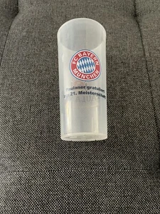 Stadionbecher FC Bayern München „Paulaner gratuliert zur 21 Meisterschaft“ - Bild 1 von 2