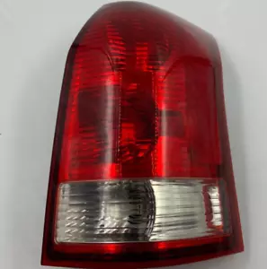 2002-2003 Saturn Vue Passenger Side Tail Light Taillight OEM A03B56031 - Picture 1 of 13