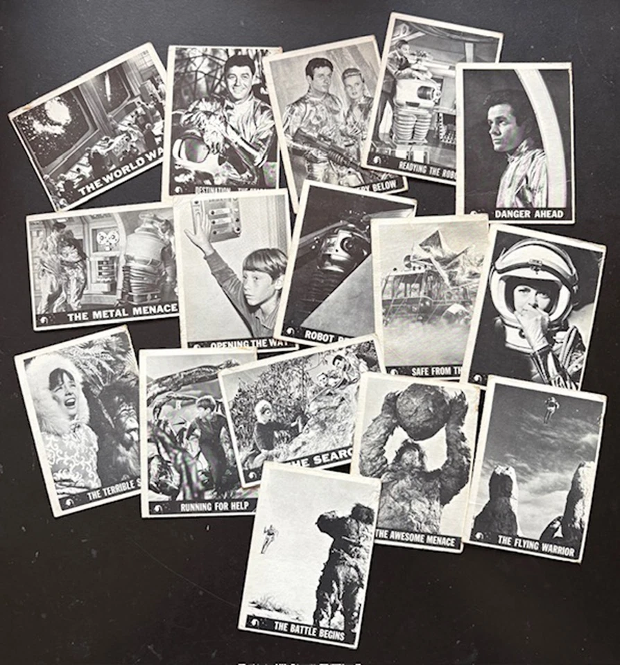 1966 Topps Lost In Space Trading Cards Singles YOU CHOOSE 1-55 - Image 1 of 1