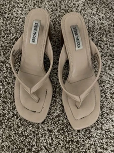 Steve Madden Kitten Heel Thong Sandals Nude Leather Women’s 9 - Picture 1 of 5